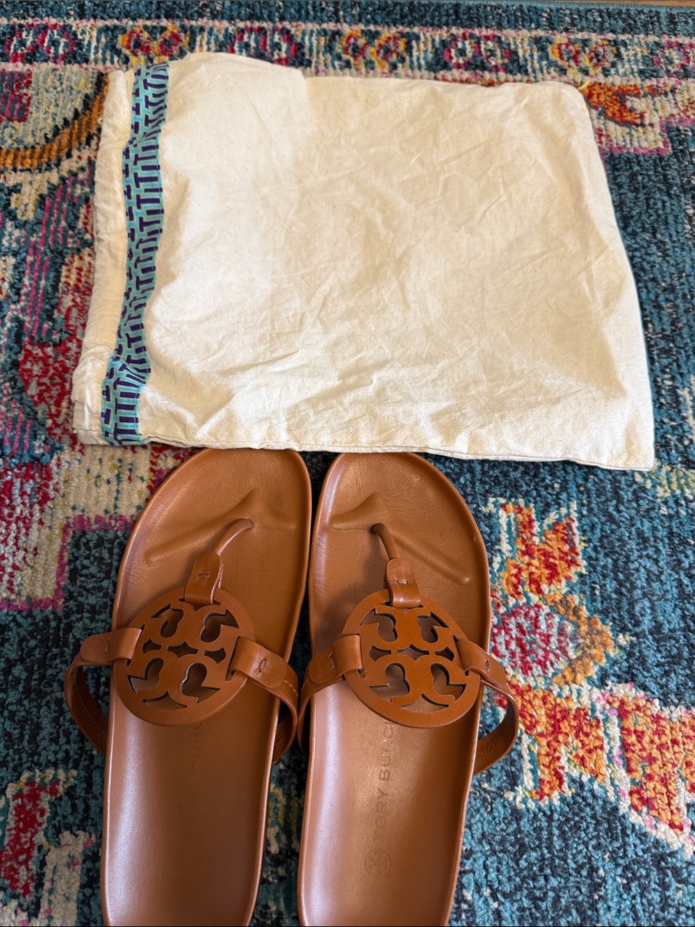 Tory Burch Cognac Leather Circle-Logo Thong Sandals - Picture 7 of 7